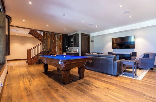 East Kootenay Ski Chalet | Luxurious, Off-Grid Lodge, Nestled in the Rockies