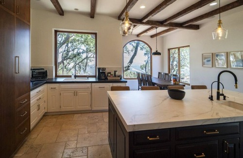 Monterey House | Luxurious & Peaceful 6 bedroom Home w/Pool - 5acre