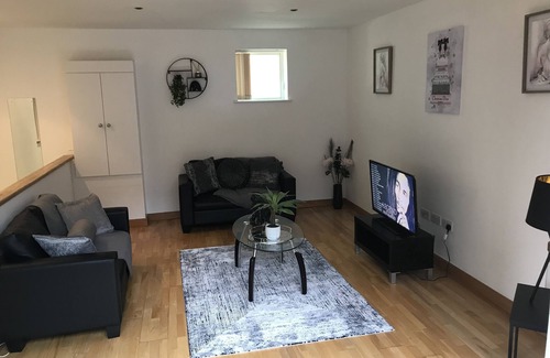 The Docks Apartment | Luxurious Penthouse Apartment in Liverpool
