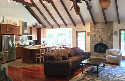 Montauk House | Luxurious Private 5-Bedroom Montauk Beach Family Home