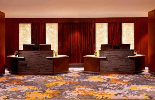Peachtree Center House | Luxurious Queen Room for a Group Staycation Gym