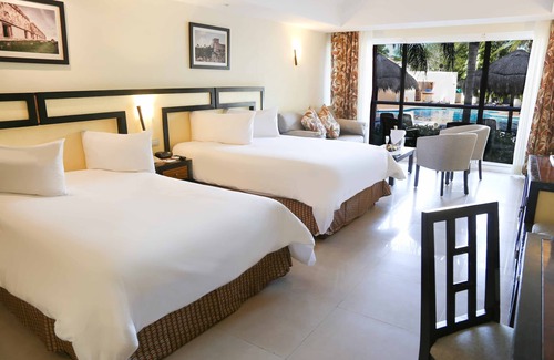 Playacar Fase II Resort | Luxurious Retreat in Sandos Playacar SPA AND BEACH RESORT 95.00 night special