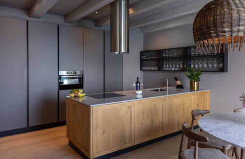 Slano Villa | Luxurious retreat just steps away from the sea