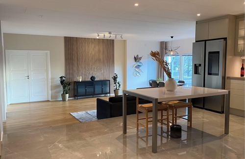 Hisings Backa House | Luxurious Villa With Free Parking