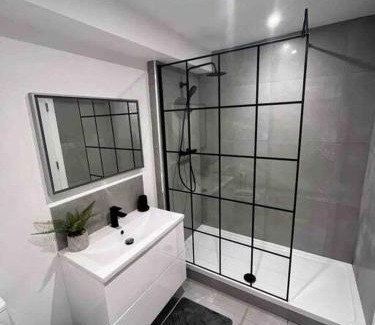 Groomsport Apartment | LUXURIOUS SEASIDE APARTMENT