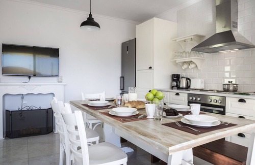 Eleios-Pronnoi Villa | Luxurious Skala pool cottage with private pool close to shops & beach