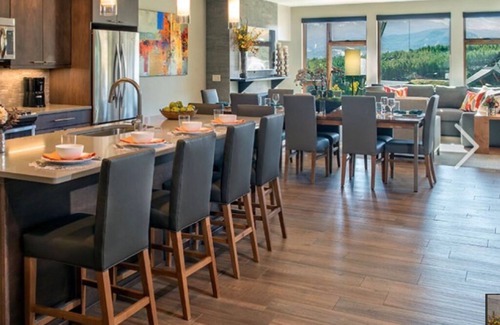Peak 8 Cabin | Luxurious Ski-in Ski-Out Resort! Amazing Amenties! Free shuttle to Breckinridge!