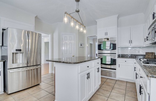 Martinez House | Luxurious Stay 6 Miles from the Masters! Pool, Hot tub, Robes, and More!