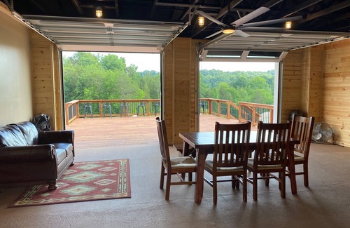 Sevierville Resort | Luxurious Stay in a Covered Wagon