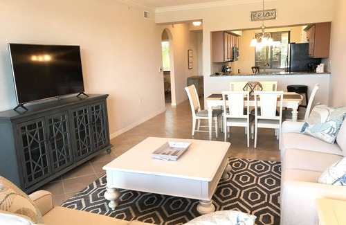 Bradenton Condo | Luxurious Stylish 2 Bedroom 2 Bathroom condo with spectacular views.