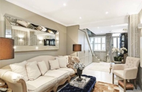 South Richmond House | Luxurious & stylish cottage in central Richmond
