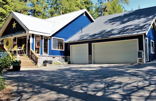 Shaver Lake Cabin | luxurious Suite Loose Goose