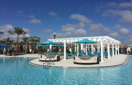Four Corners House | Luxurious Vacation Townhome With Private Pool
