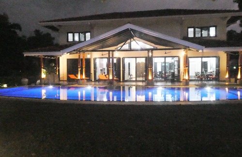 Kaduruduwa Villa | Luxurious villa 3 kms from beautiful beaches and restaurants and Galle fort
