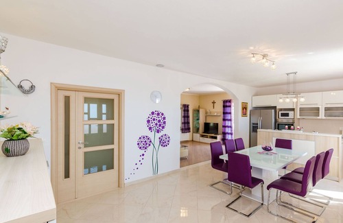 Pridvorje Villa | Luxurious Villa in Gruda with Pool