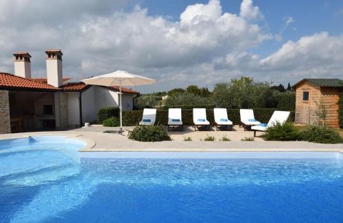 Kanfanar Villa | Luxurious Villa in Lavanda in Kanfanar with Private Pool