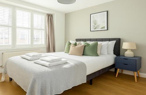 Shepherd's Bush Apartment | Luxurious Villa in Shepherd's Bush