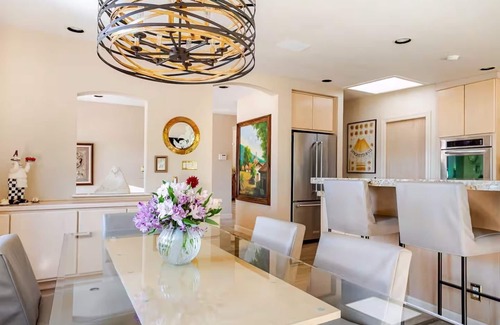 Sonoma Villa | Luxurious Villa, Privacy, Serenity, Pool with Hot Tub, Extensive Gardens, Views