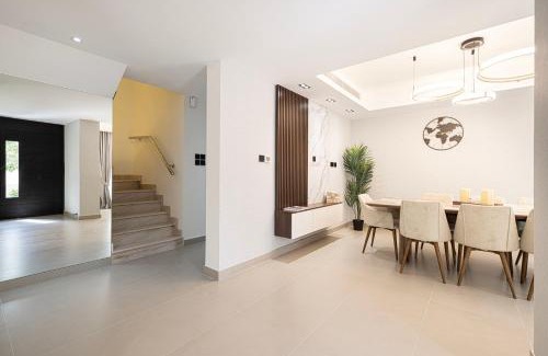 Arabian Ranches Villa | Luxurious Villa, Private Pool and Garden, Dubai