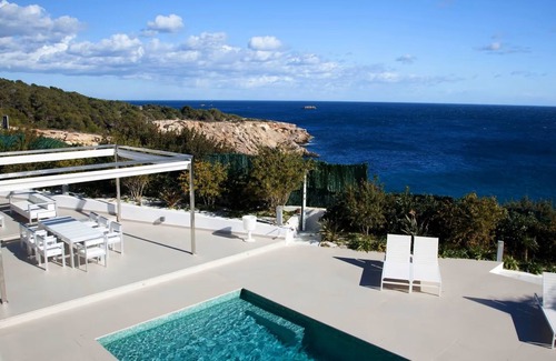Puig Manya House | Luxurious Villa with Private Bay, Pool, Terrace, Gorgeous Viewsi
