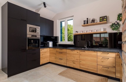 Kras Villa | Luxurious villa with pool and beautiful garden - TRAVELER Reiseburo Krk - ID 2382