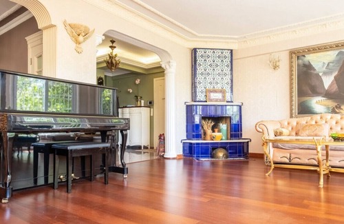 Cengelkoy Mahallesi Villa | Luxurious Villa with Bosphorus View in Cengelkoy