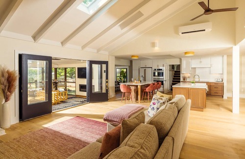 Folly Beach House | Luxurious Waterfront Getaway, minutes from Folly Beach