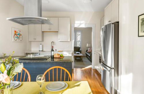West End House | Luxurious West End Historic Townhome - The Cushman