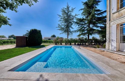 Saint-Pey-d'Armens House | Luxurious Wine Estate Saint-Emilion Grand Cru with private swimming pool