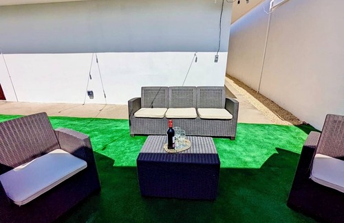 Arecibo Apartment | LuxuriousApt Private Jacuzzi/BBQ