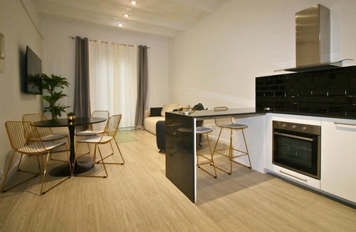 Poblenou Apartment | Luxurius apartment for 4 people with Jacuzzi