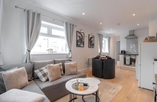 Bromley Common and Keston Apartment | Luxury 1 Bed Apartment Bromley