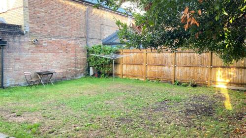 Westbourne Apartment | Luxury 1 bed Bournemouth Walk to Beach Poole King bed