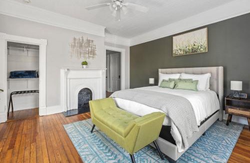 Columbia Apartment | Luxury 1 Bed Downtown Columbia Upstairs