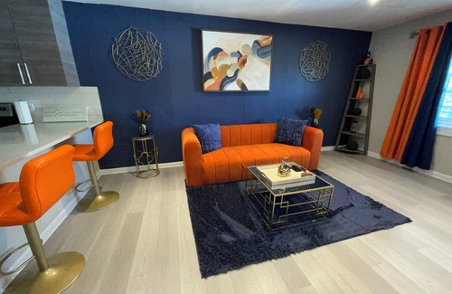 Loring Heights Apartment | Luxury 1-bedroom apartment in Midtown Atlanta with WiFi free parking