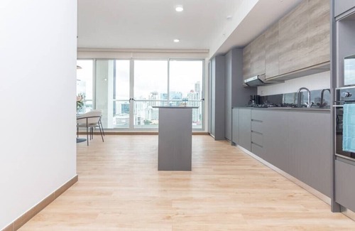 Marbella Condo | Luxury 1 bedroom apt free parking and balcony