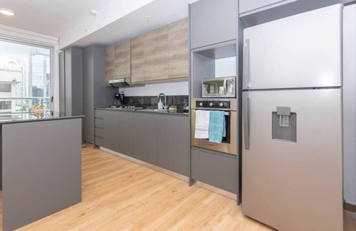 Marbella Condo | Luxury 1 bedroom apt free parking and balcony