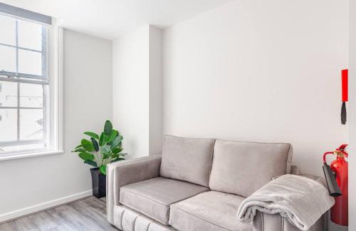 Chinatown Apartment | Luxury 1-Bedroom City Centre Apartment, Liverpool Hideaway