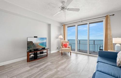 Brush - Stewarts House | Luxury 11th Floor 1 BR Condo Direct Oceanfront Wyndham Ocean Walk Resort Daytona Beach | 1107