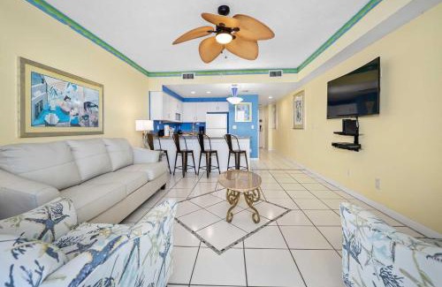 Brush - Stewarts House | Luxury 11th Floor 1 BR Condo Direct Oceanfront Wyndham Ocean Walk Resort Daytona Beach | 1105