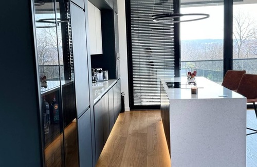 Savski Venac Apartment | Luxury 135sqm, 2 Bedroom apartment on Dedinje, Belgrade, with beautiful view.