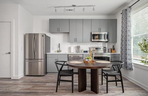 Old Fourth Ward House | Luxury 1B1B with Balcony Downtown 542Blvd