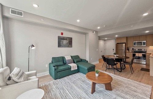 Northern Liberties Apartment | Luxury 1BD | 2 Beds | Northern Liberties