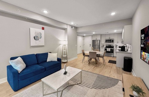 Northern Liberties Apartment | Luxury 1BD | 3 Beds | Northern Liberties