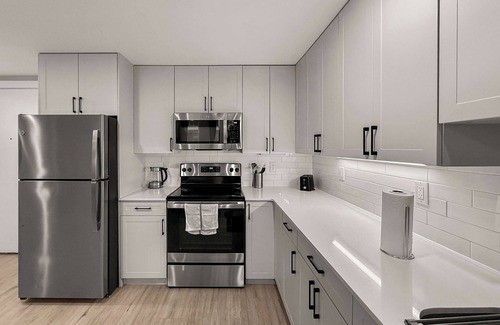 Northern Liberties Apartment | Luxury 1BD | 3 Beds | Northern Liberties