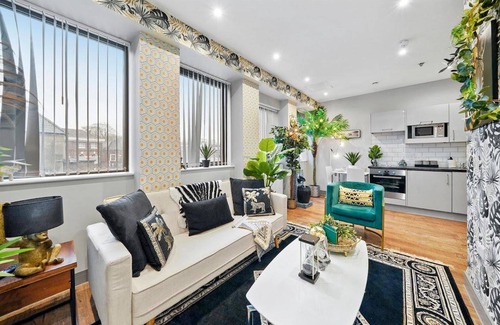 Maidstone Apartment | Luxury 1bed Studio Apt-city Centre-wifi-parking