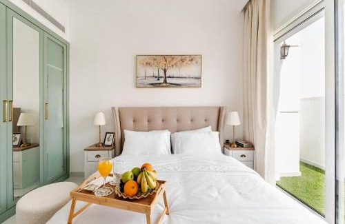 Al Barsha Apartment | Luxury 1BR Lagoon View Arjan near Miracle Garden Vincitore Benessere by Green Sky Holiday Homes