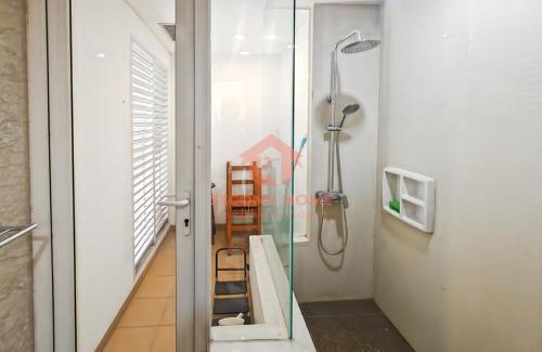 Old Jakarta Apartment | Luxury 1BR Royale Springhill Private Lift