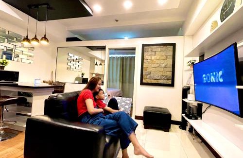 Pinagsama Apartment | Luxury 1BR Unit with Pool at Venice Luxury Residences, Tower Domenico, McKinley Hill, Taguig City
