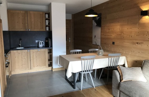 Combloux Apartment | Luxury 2 Bedroom Apartment with a view of Mont Blanc